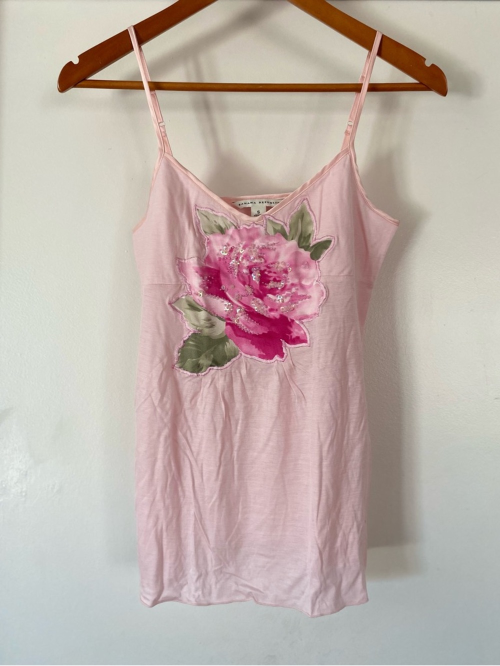 BR | Like New | Pink Fuschia Rose Embellished Cami